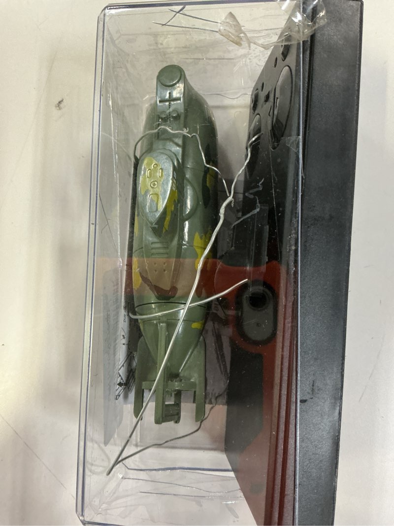 Condition photo showing Good Condition for Tipmant Mini RC Submarine Remote Control Boat Ship Military Model Electronic Water Toy Diving for Fish Tank Water Tub Kids Birthday Gift (Green)