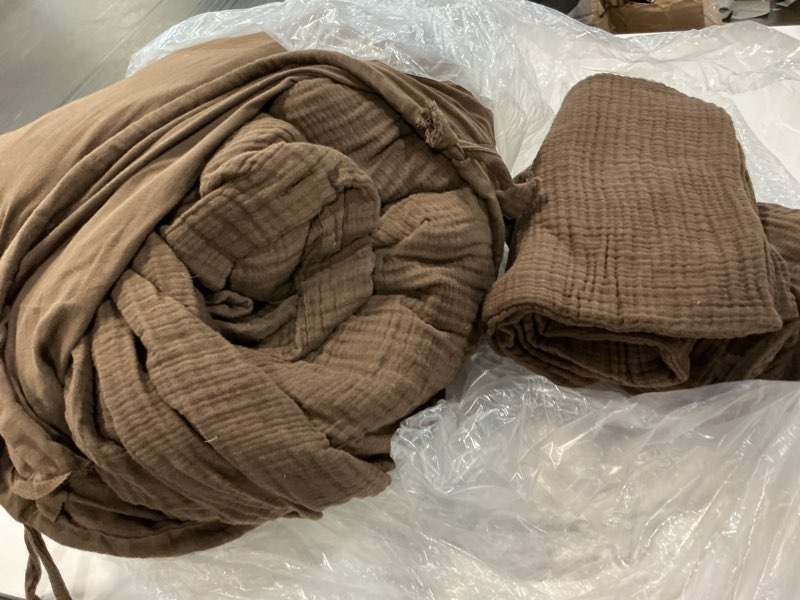 Condition photo showing As Is for organic cotton gauze duvet cover set, full/queen, chocolate