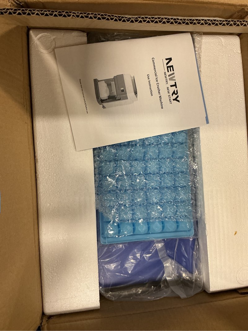 Condition photo showing Good Condition for NEWTRY 8.45QT Commercial Ice Cube Crusher Machine Electric Ice Shaver with Aluminum Alloy Blade Automatic Snow Cone Maker Thickness Adjustable 250w 110v Large Capacity 400lb/h for Commercial Home Use