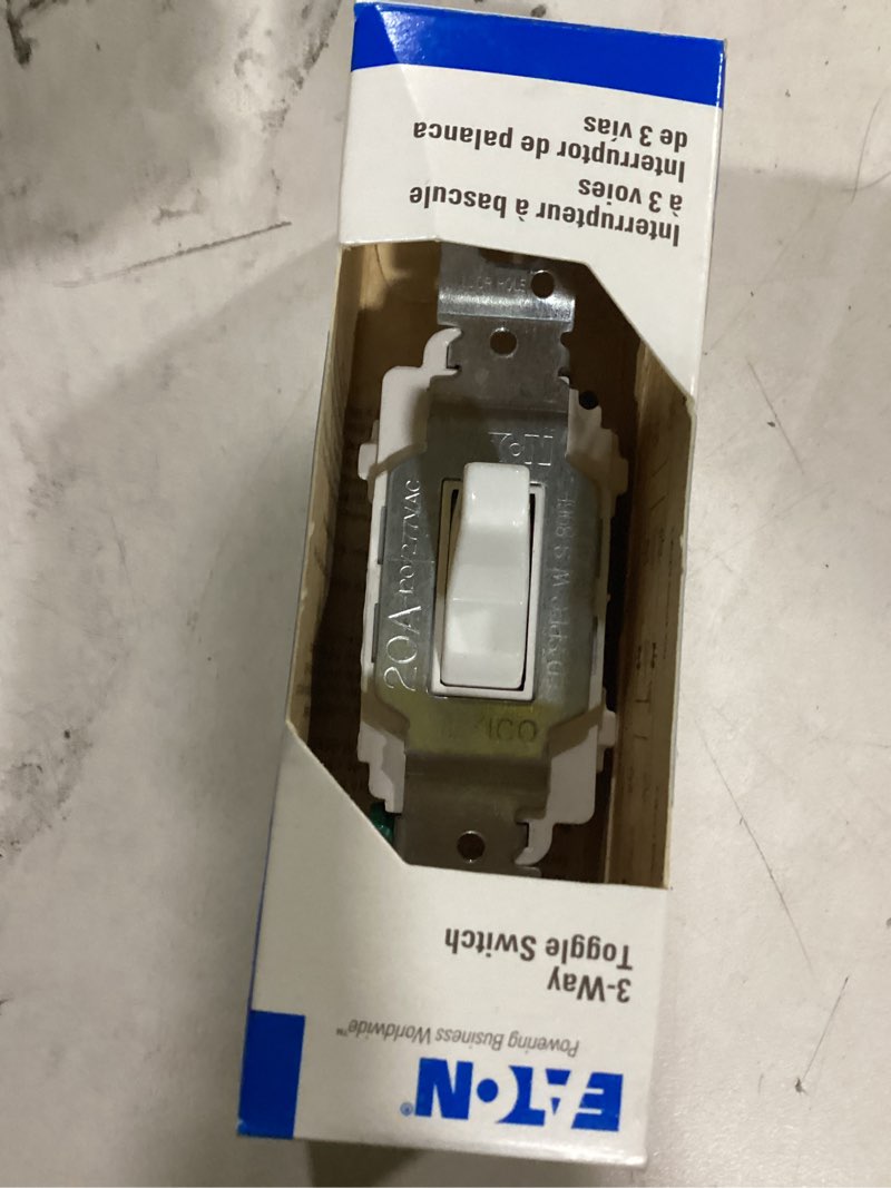 Eaton 20-amp 3-way Toggle Light Switch , White