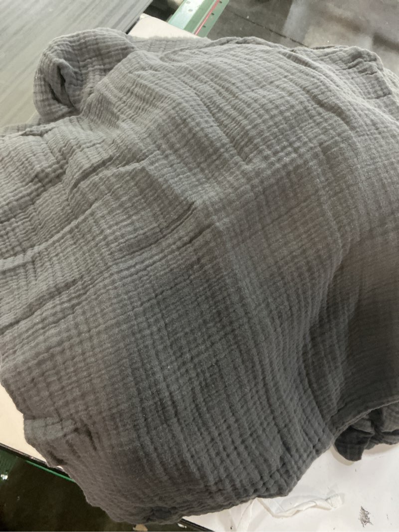 Condition photo showing Good Condition for organic cotton gauze duvet cover set charcoal king/cal king