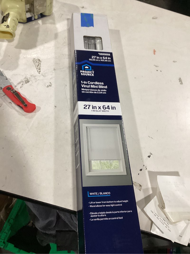 Project Source Room Darkening 1-in Slat Width 27-in x 64-in Cordless White Vinyl Room Darkening Mini-blinds Item #889888 | Model #42852