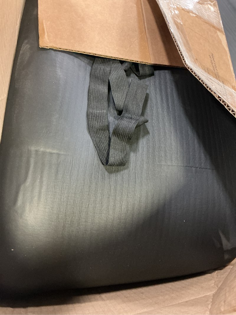 Condition photo showing Good Condition for amazon basics extra thick exercise yoga mat with carrying strap black 1-inch