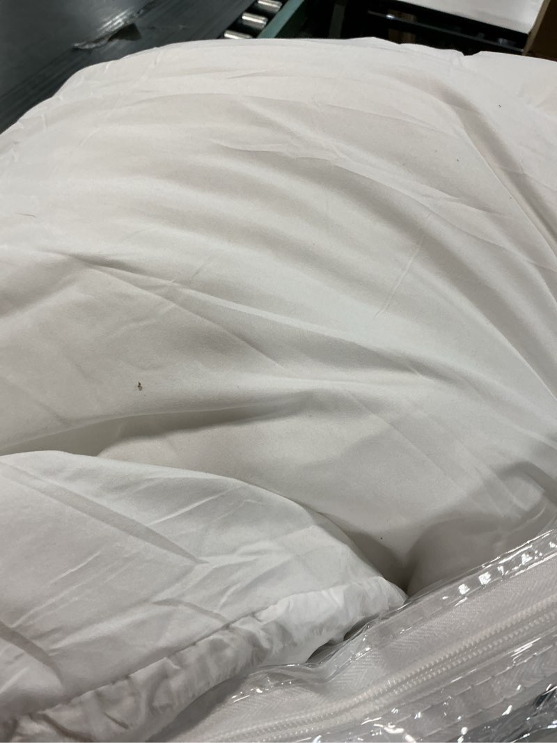 Condition photo showing Good Condition for cozylux queen comforter set white seersucker 7 pieces bed in a bag queen comforter set with sheets, luxury soft bedding set with down alternative comforter, sheets, pillowcases & shams for all seasons white queen