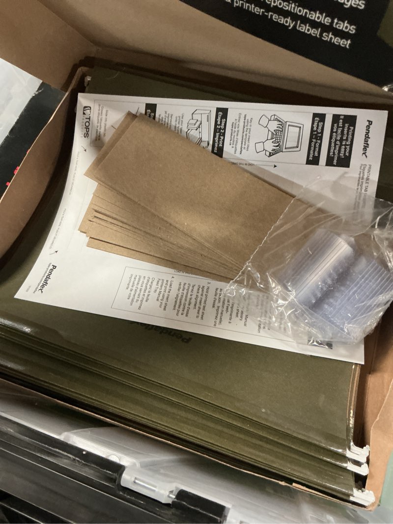 Condition photo showing Good Condition for pendaflex extra capacity reinforced hanging file folder, 1/5 cut tabs, letter size, 3 inch expansion, green, pack of 25