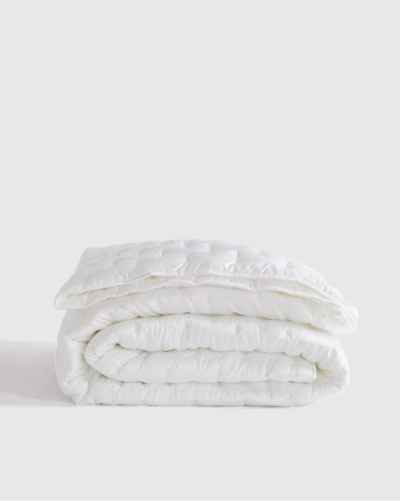 quince bamboo dream quilt/white/twin
