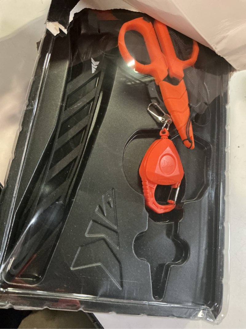 Condition photo showing Good Condition for kastking steelstream 6pc fishing tool kit - corrosion resistant fishing pliers with lanyard, fillet knife, floating fish lip gripper, fishing braid scissors, tool retractor, fishing gifts for men