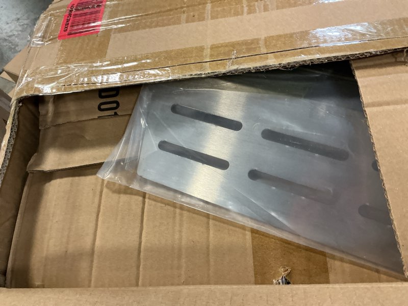 Condition photo showing Good Condition for 2pack 9mm 7524 7528 cooking grates with 7622 heat deflectors 7620 flavorizer bars for weber genesis grill replacement parts e-310 e-320 e-330 s-310 s320 s-330 ep-310 ep-320