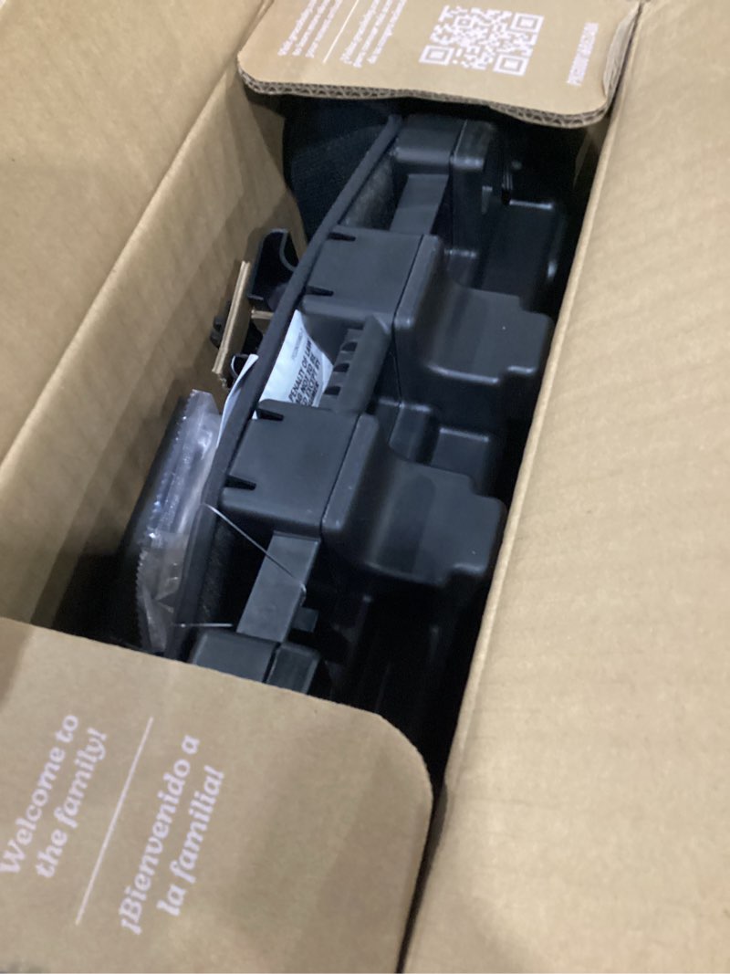 https://lotting-media.assets.bidfta.com/lotting_a62dbb94-fca6-42fd-9570-64f4fc3590be