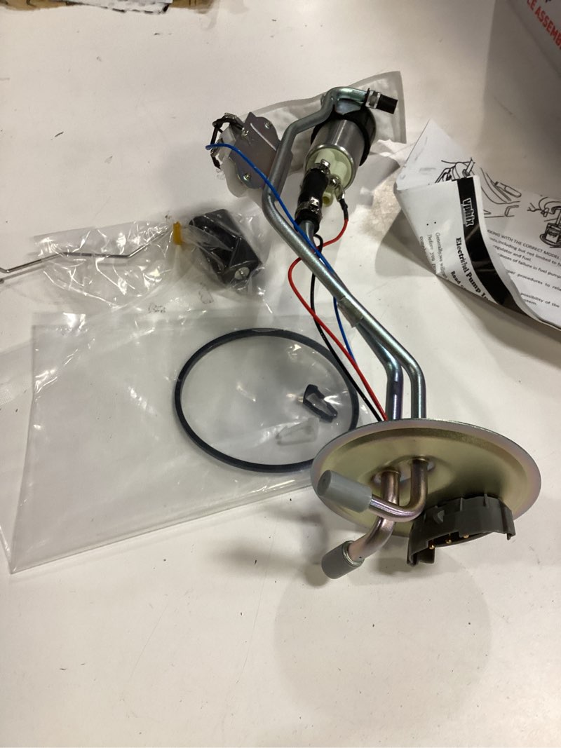 Condition photo showing As Is for 692-116 fg71a gas fuel tank sending unit fits jeep1978-1983 cj5 78-86 cj7 1981-1985 scrambler 15 gallons 1979 1980 1982 1984 1986 l4 2.5l l6 3.8l 4.2l v8 5.0l