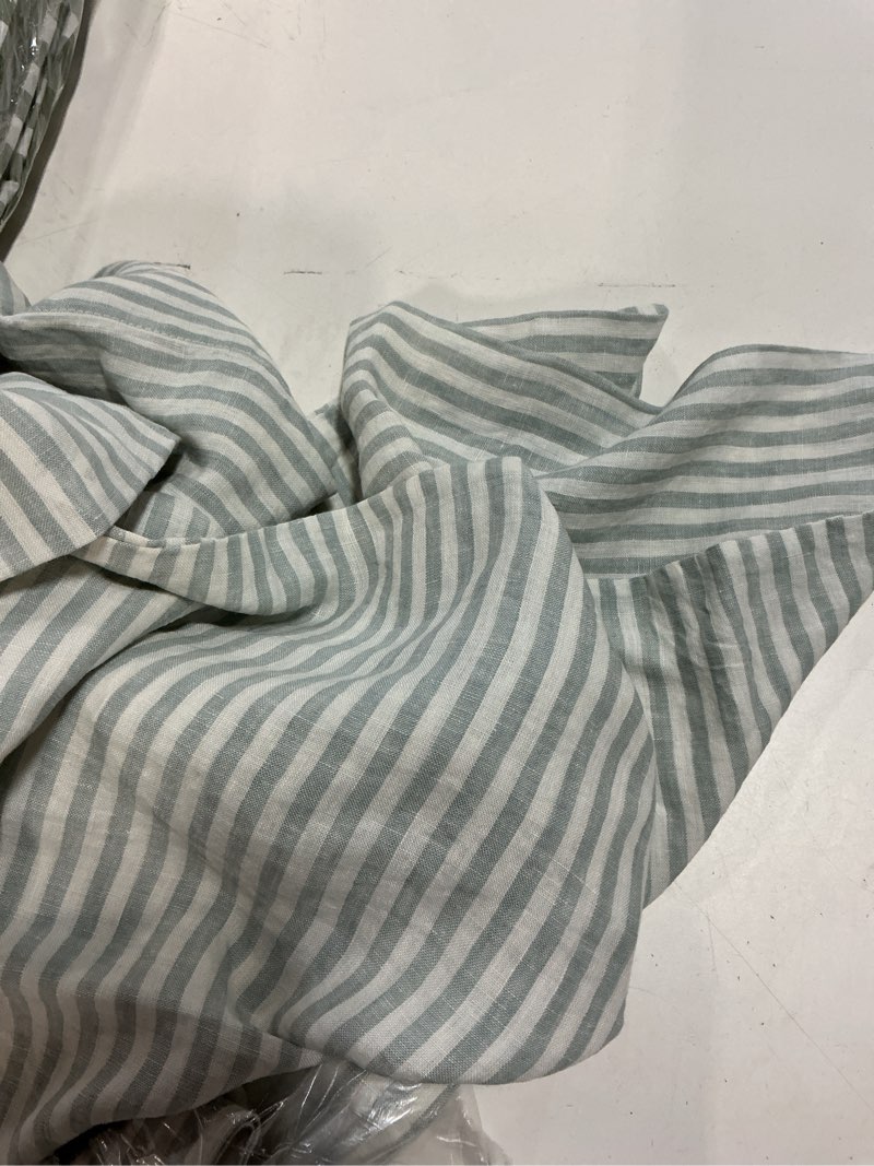 Condition photo showing Good Condition for european linen stripe pillowcases set