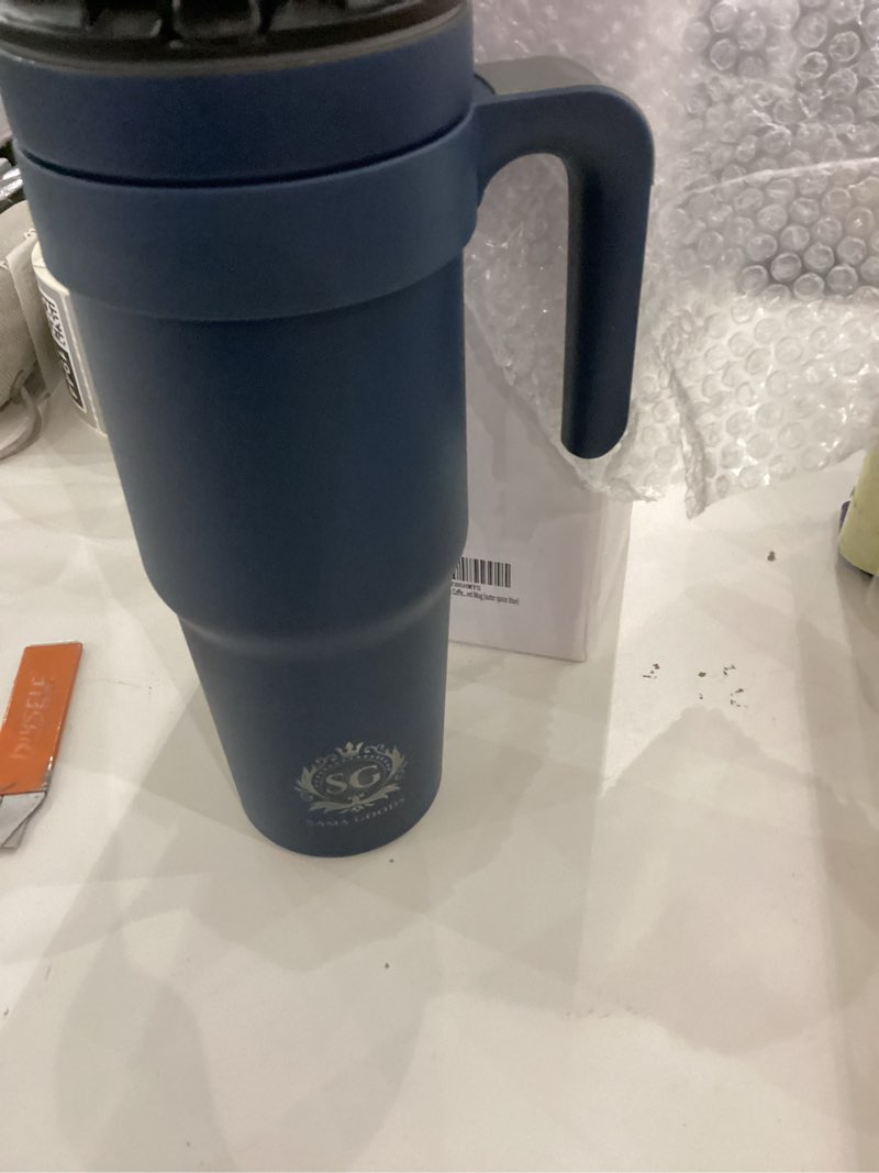 Condition photo showing Good Condition for Cafeteria Coffee Mug with Handle for Hot and Cold Drinks, Travel Mug (auter space blue), 40 OZ, FC094 Mugs 30 Ounces Navy