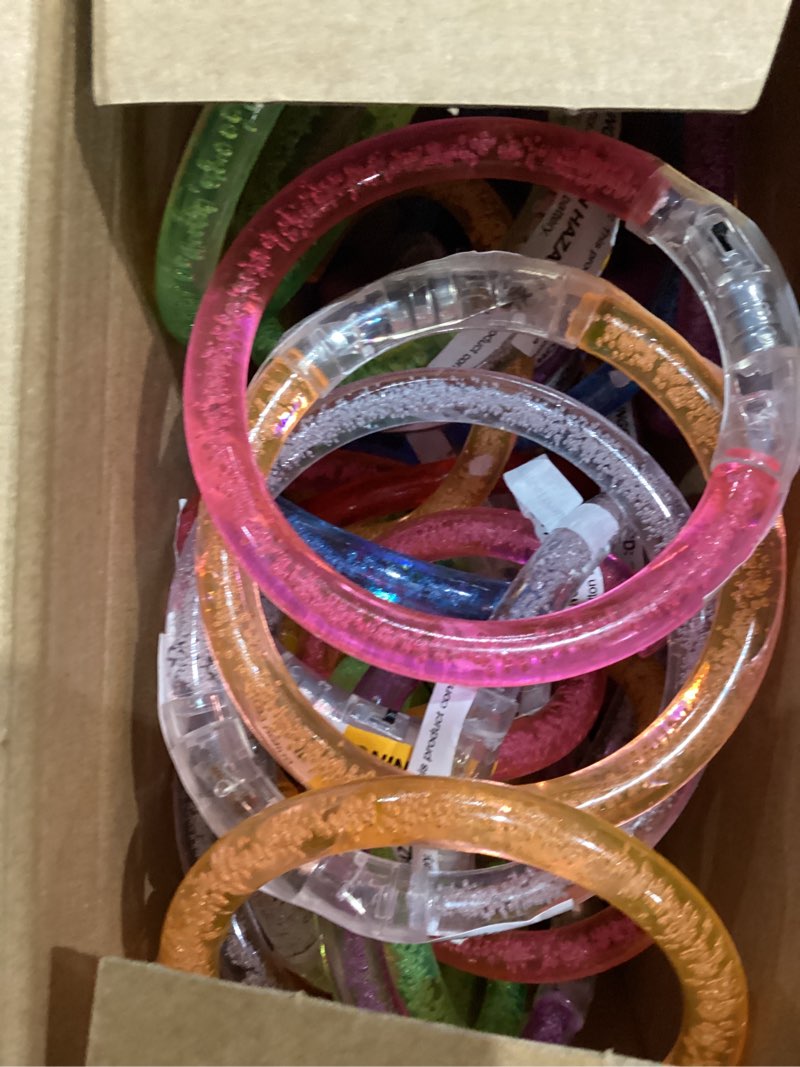 Condition photo showing Good Condition for Junkin Glow Sticks Bracelets Glow in The Dark Bracelets LED Flashing Light Up Neon Supplies for Light Up Rave Concert Birthday Carnival Party Favors 8 Color 60