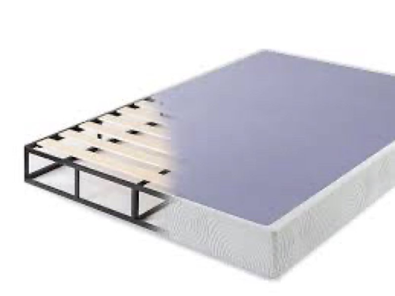 ZINUS Metal Box Spring with Wood Slats, 7.5 Inch Mattress Foundation, Sturdy Steel Structure, Easy Assembly, Queen