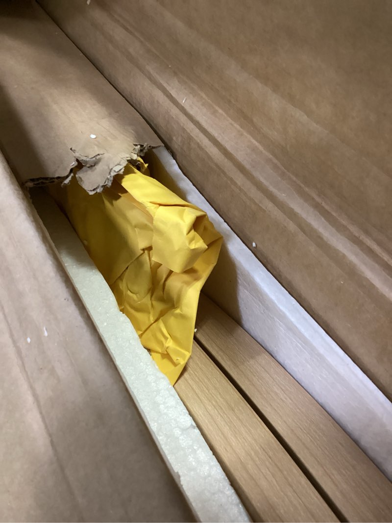 Condition photo showing Good Condition for ChooChoo 47.2 Inch Round Dining Table for 4, Farmhouse Wood Kitchen Table, Circle Dinner Table for Kitchen & Dining Room, Natural Oak Natural Oak 47.2inch