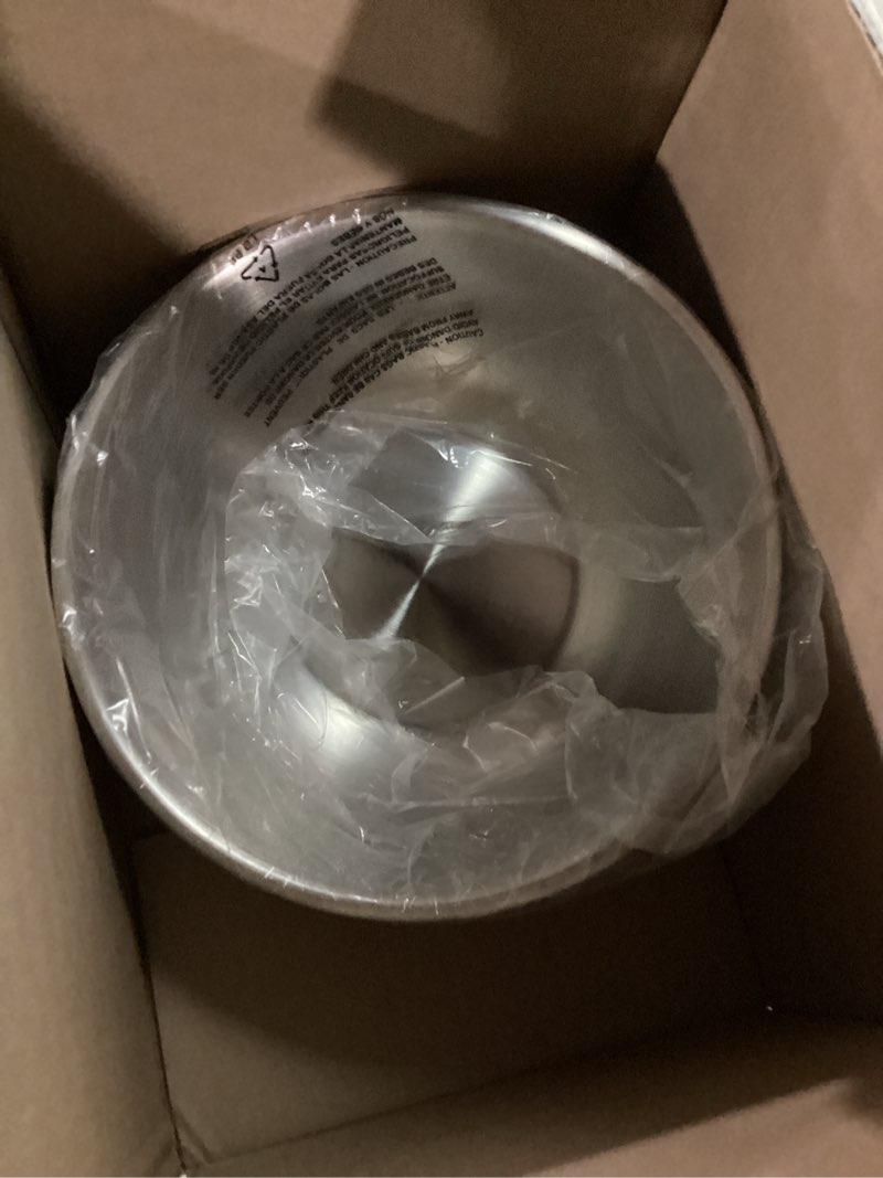 Condition photo showing Good Condition for Winco 8 Quart Heavy-Duty Stainless Steel Mixing Bowl, Shallow 8 Quart Shallow/Heavy Duty