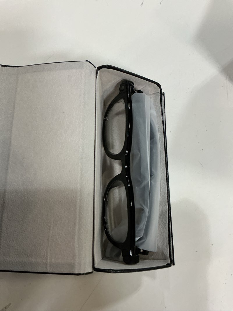 Condition photo showing Good Condition for earlysincere smart glasses with 8mp 4k pov camera & bluetooth, hd video recording, ai vision assistant & translation, open-ear audio, photochromic & extra blue light lenses for travel & driving black frame+photochromic lens