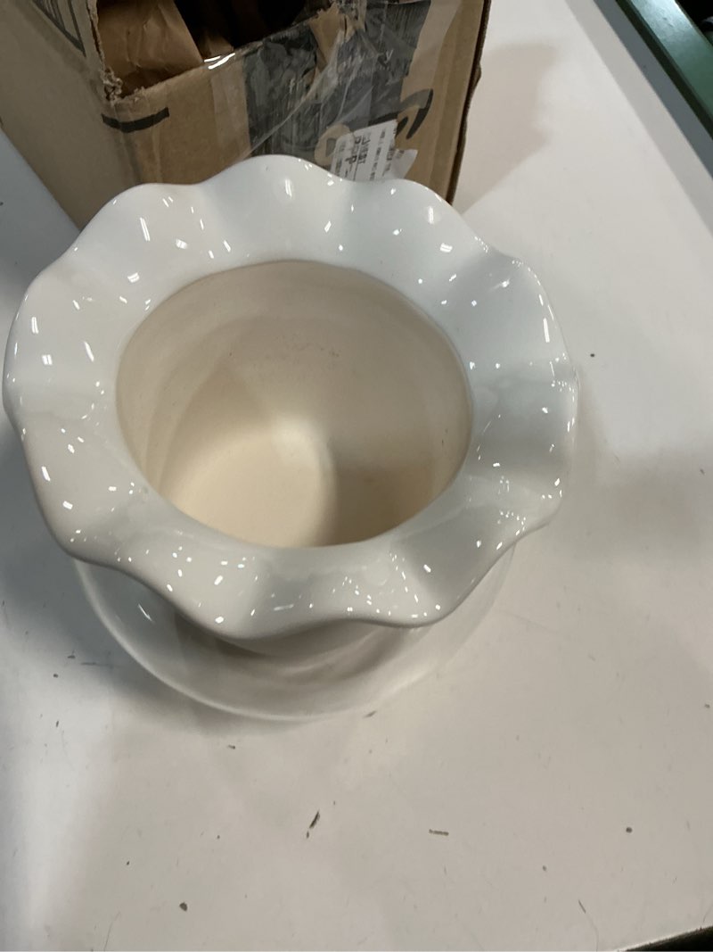Condition photo showing Good Condition for 6 Inch African Violet Pots Maintenance, Glass Self-Watering Planter for Indoor Plants - Ideal Flower Pot for Thriving Indoor Gardens, Pots Only (Version 2)