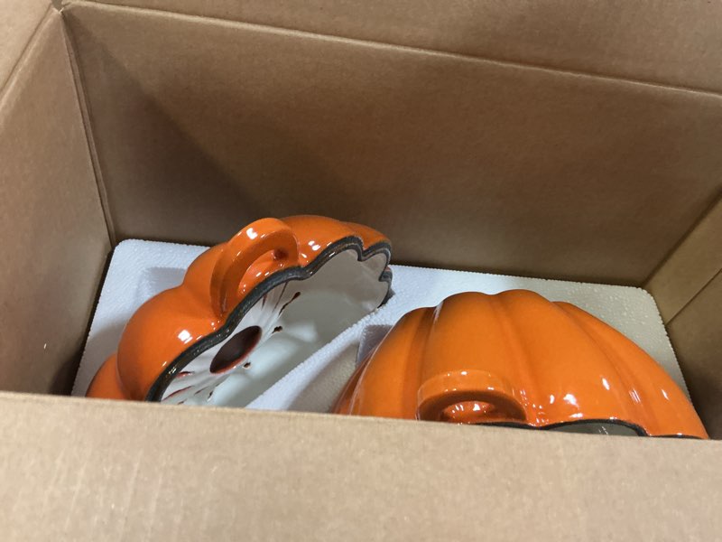 Condition photo showing Good Condition for Wood Stove Steamer, WoodStove Humidifier, Woodstove Steamer, Cast Iron Humidifier for WOODStove 2.4 Quart Large Capacity Rust Resistant, Orange & Pumpkin