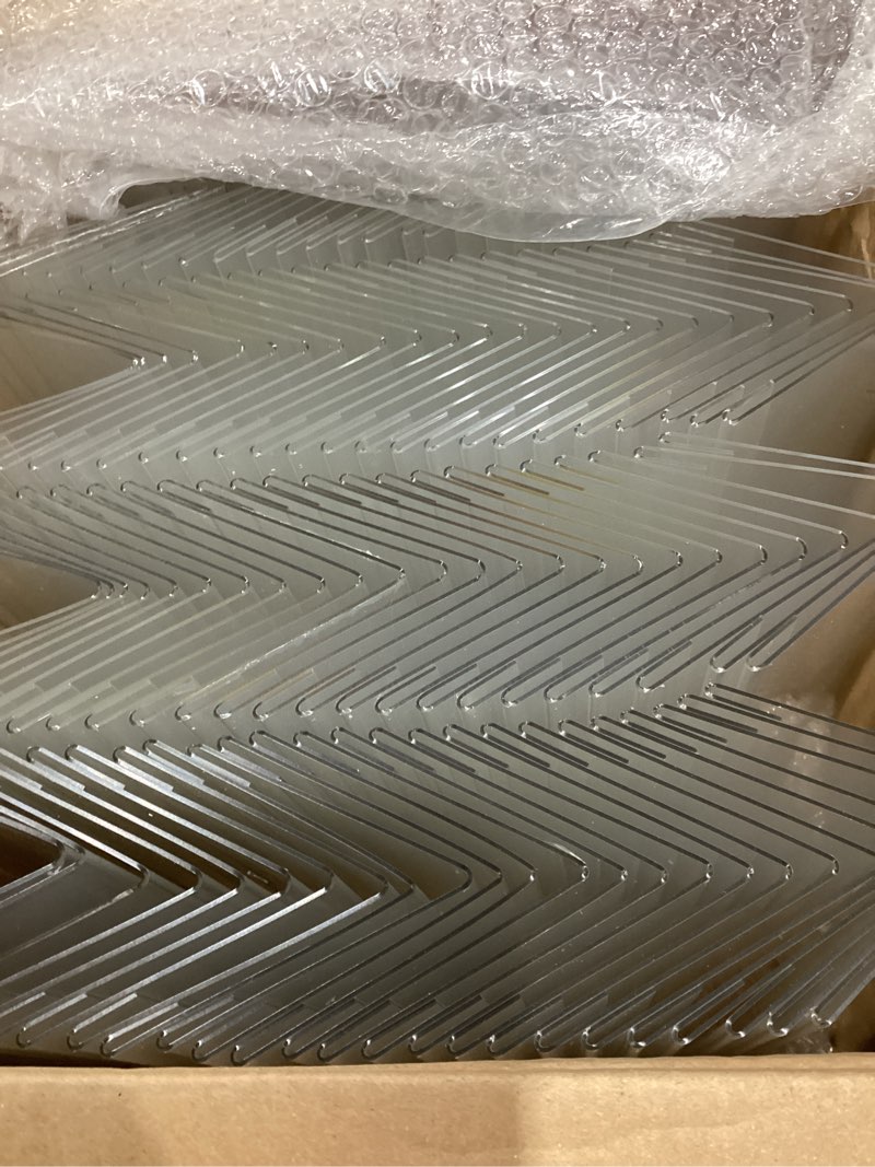 Condition photo showing Good Condition for vicenpal 100 pieces clear plastic name tent holders 8.54'' x 3'' acrylic name plate for desk pvc table tent card holder desk sign frame for office table business conference school meeting room 8.54'' x 3'' 100