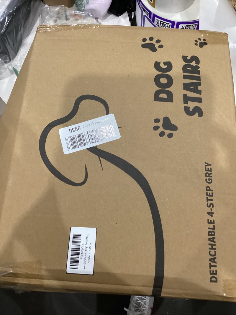 Condition photo showing Good Condition for aodisman 4-step dog stairs and ramp for beds or couches – non-slip sturdy pet steps for small dogs and cats,21" h,grey grey 4 split design 4-step 21"h
