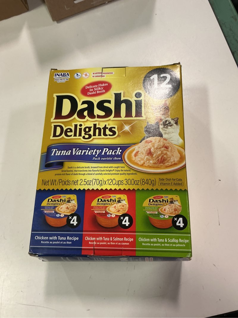 Condition photo showing New/Like New for ( best use by:11/25/2026)INABA Dashi Delights for Cats, Shredded Chicken with Bonito Flake Broth, 2.5 Ounce Cup, 12 Cups Total, Tuna Variety