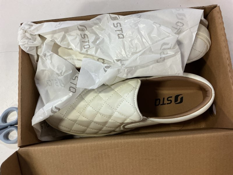 Condition photo showing New/Like New for size 9 women's slip on sneakers platform walking shoes casual loafers white us