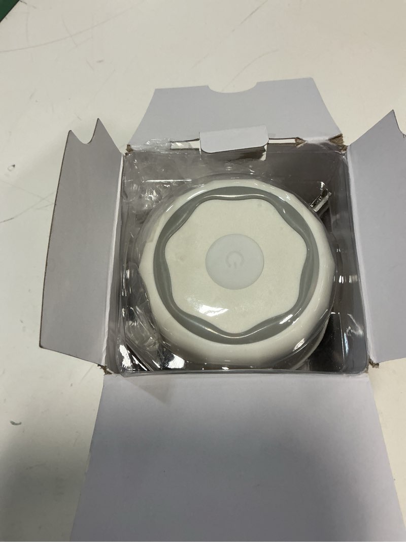 Condition photo showing Good Condition for rechargeable portable and cordless mini food processor 300ml with stainless steel blade, electric garlic chopper vegetable chopper blender for nuts chili onion minced meat and spices bpa-free(green)