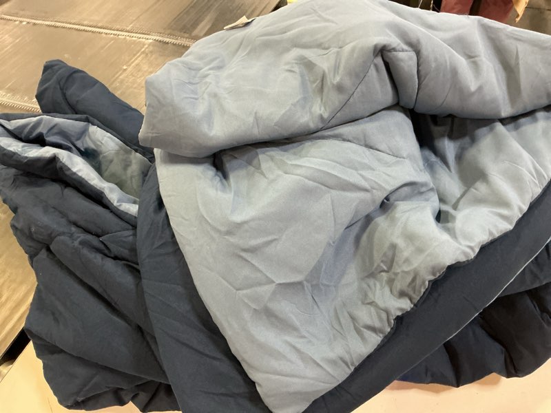 Condition photo showing Good Condition for mainstays reversible microfiber comforter, navy, full/queen