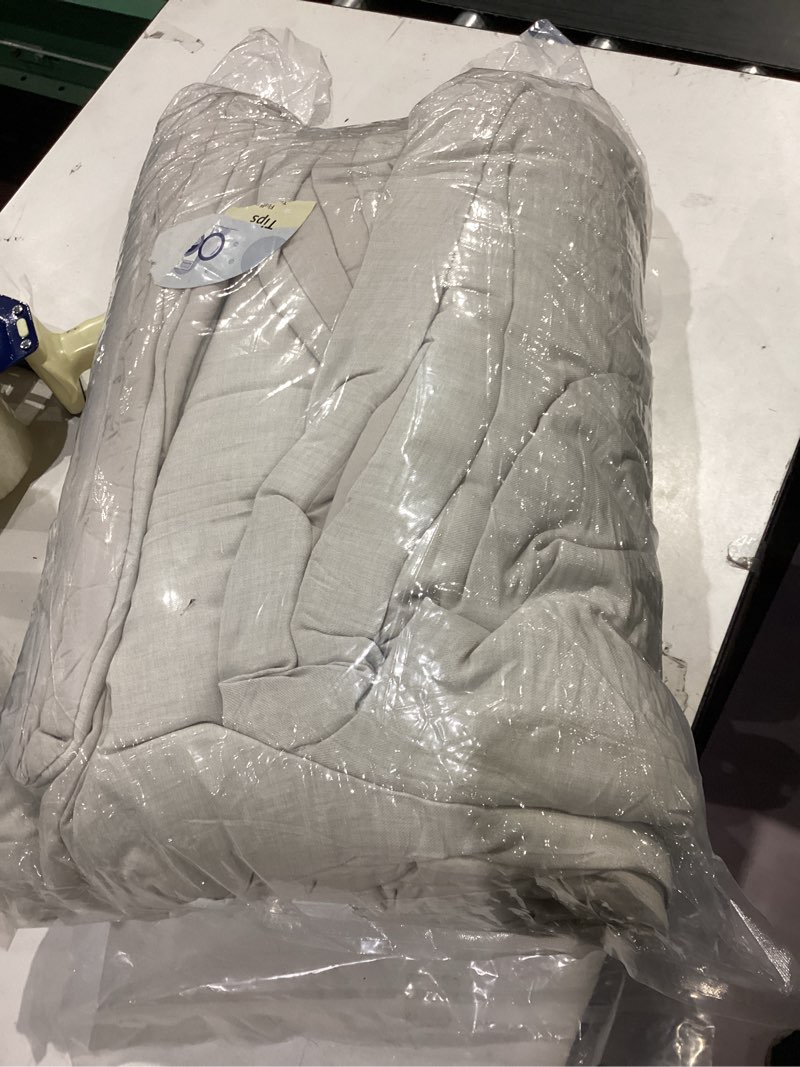 Condition photo showing Good Condition for Geniospin Queen Comforter Set - 7 Pieces Comforter Queen Size, Soft Solid Bedding Set for All Season, Textured Bed in a Bag with Flat Sheet and Fitted Sheet, Pillowcases & Shams (Ivory, 90''x90'') Ivory White Queen (90"x90")