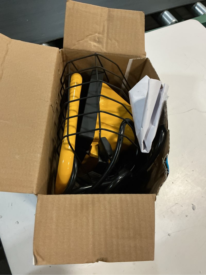 Condition photo showing Good Condition for woods 500 watt portable work light; yellow 1 count (pack of 1)