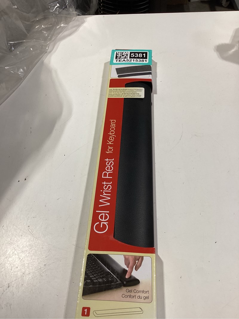 Condition photo showing New/Like New for 3m keyboard wrist rest, gel, black leatherette, wired, kp200le