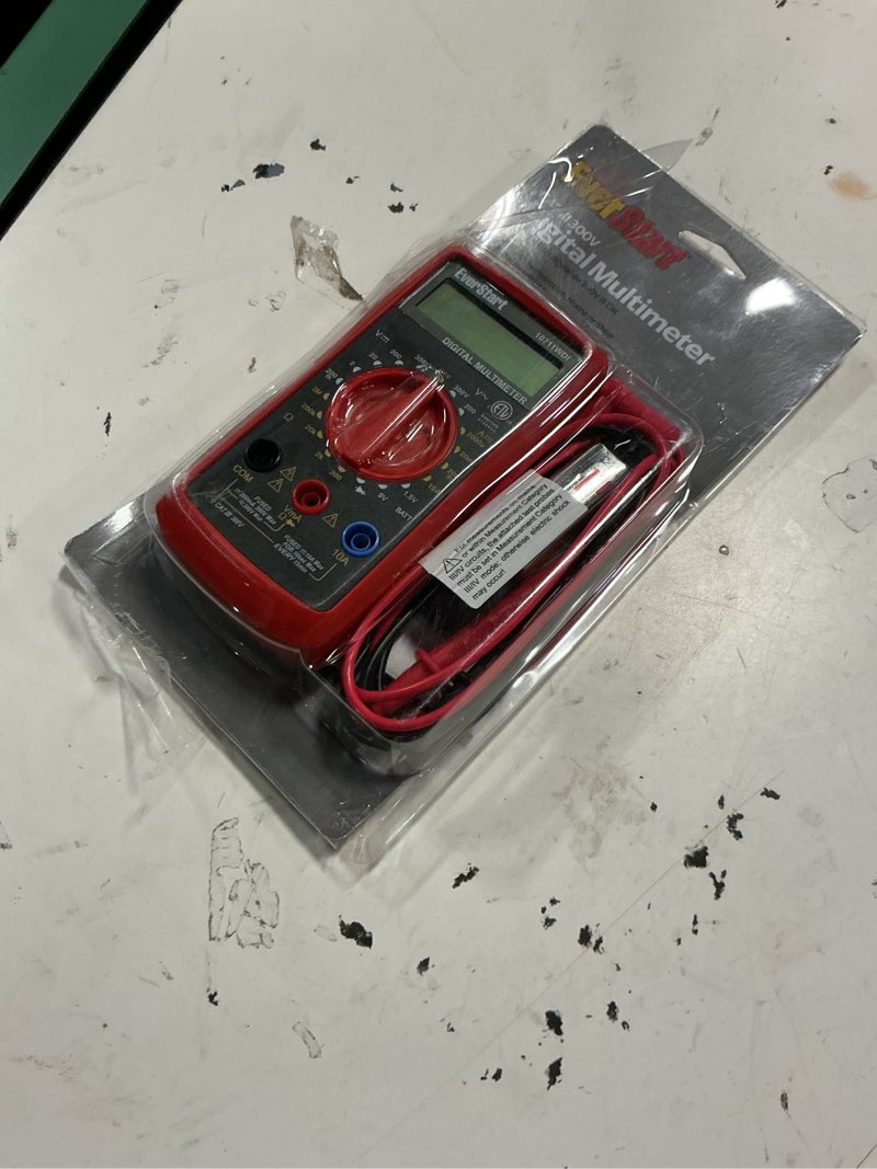 Condition photo showing New/Like New for everstart automotive 300 volt digital lcd multimeter, 10711wdi, new, 11 inch