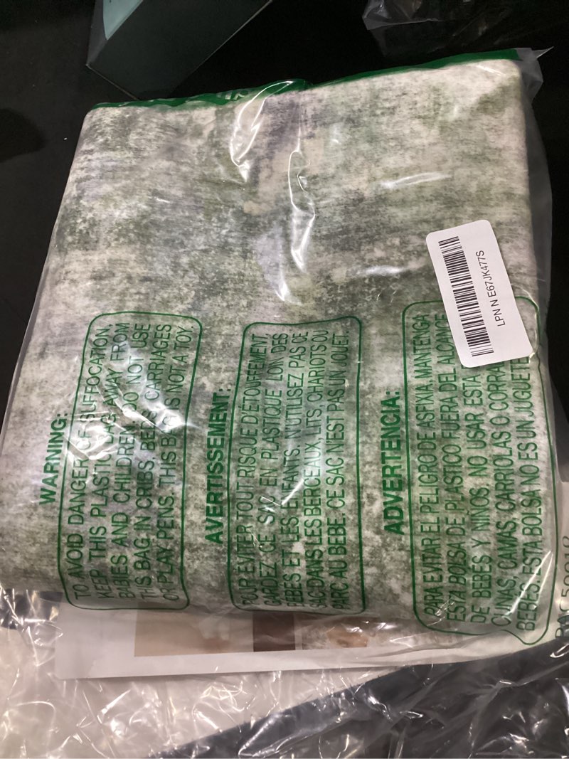 Condition photo showing Good Condition for soalmost 2x3 abstract washable rugs for kitchen, small area rug green/ivory | non-slip vintage low pile throw door mat for bathroom entryway laundry room, stain resistant indoor entrance floor carpet green/ivory 2' x 3' (rectangular)