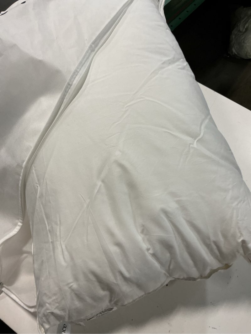 Condition photo showing Good Condition for premium down alternative pillow, king, medium