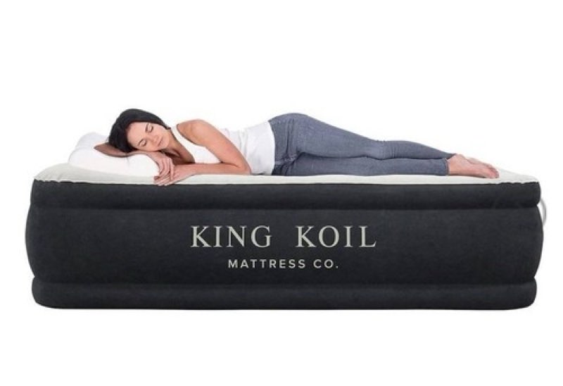 King Koil 29170 Queen Size Air Mattress with Built-in Pump - Black
