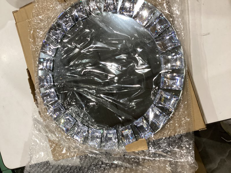 Condition photo showing Good Condition for koyal wholesale mirror charger plates, bulk set of 6, silver mirrored glass charger plates place settings