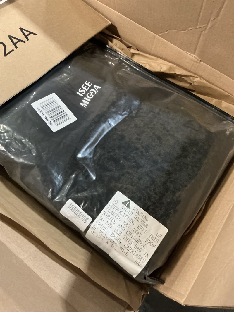 Condition photo showing New/Like New for Amazon Basics Soft Fleece Throw Blanket, Lightweight Cozy Blanket for Couch & Sofa, 50 x 60 Inches, Black 50 x 60 inches Black