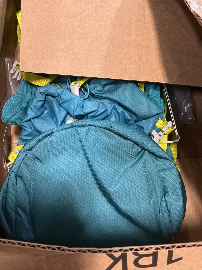 Condition photo showing Good Condition for osprey jet 28l kid's hiking backpack, blue spikemoss