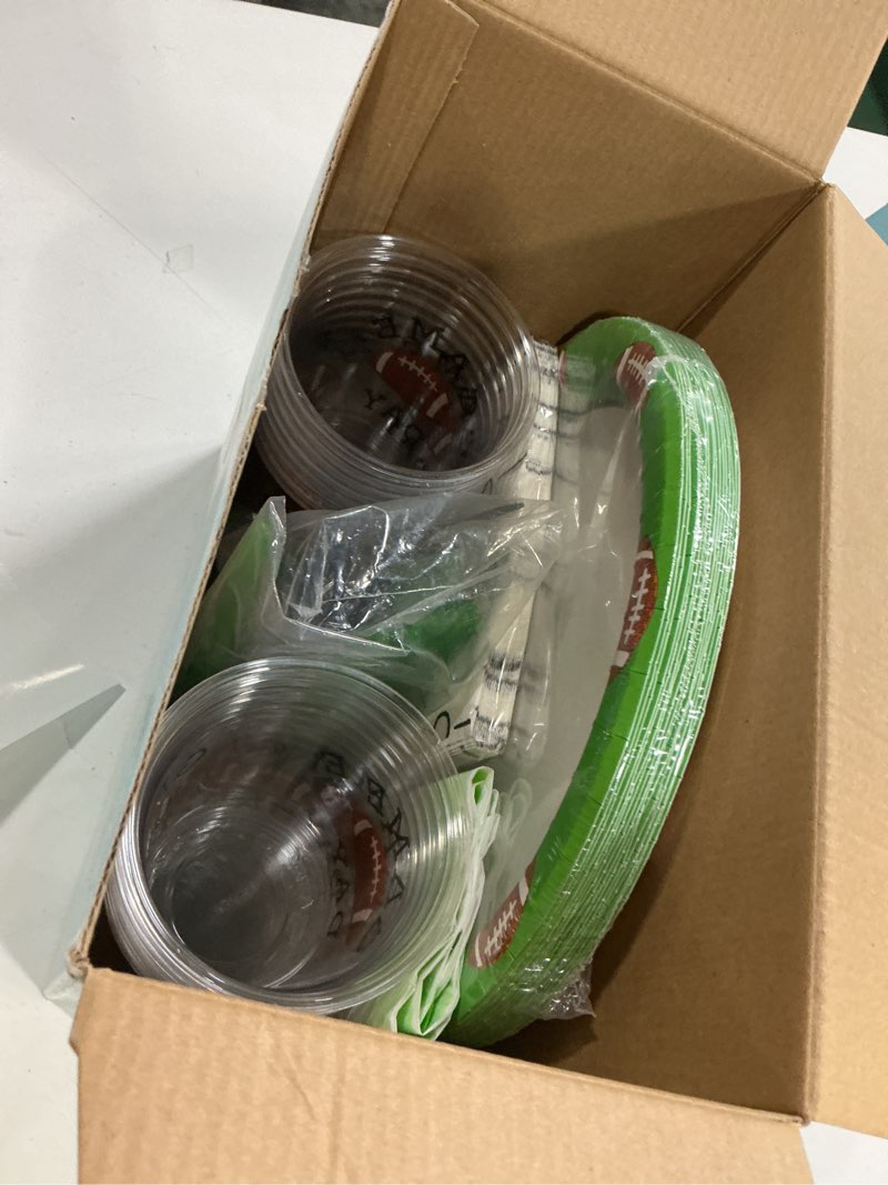 Condition photo showing New/Like New for football game day disposable table top celebration pack - 97ct - up&up nib