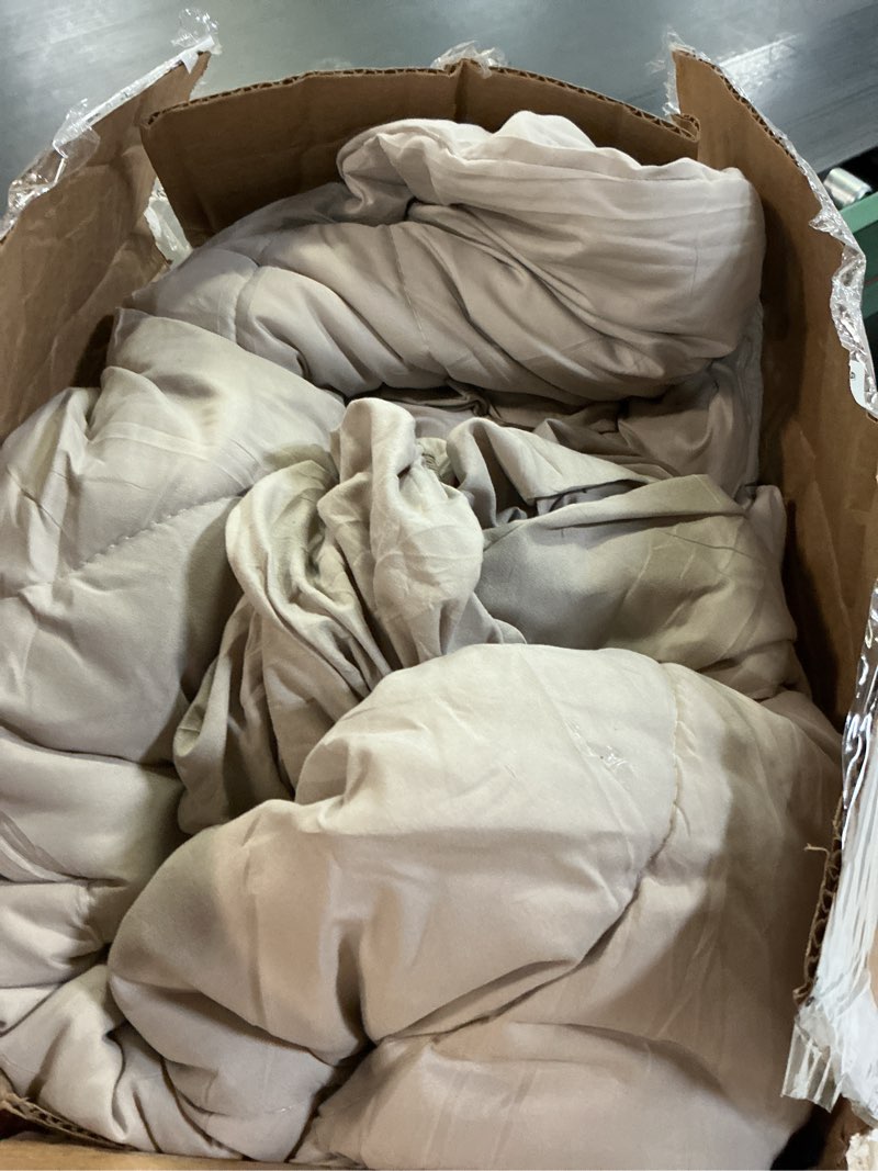 Condition photo showing As Is for cozylux queen comforter set oatmeal - bed in a bag queen size 7 pieces, luxury soft bed set for all seasons, bedding set with down alternative comforter, sheets, pillowcases & shams oatmeal queen