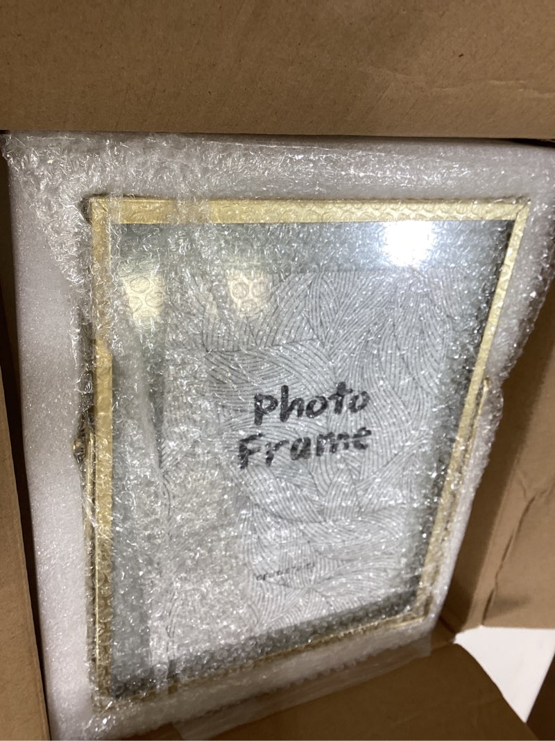 Condition photo showing New/Like New for acelist metal picture frames, set of 3 ornate minimal floating edge clear glass table top easel stand photo frames in gold, 5 x 7, assortment variety 3 5*7 inches