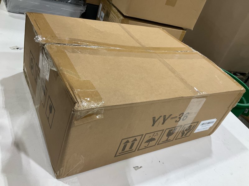 Condition photo showing Good Condition for Glass Bud Vases Set of 24, Small Flower Vase in Bulk, Clear Mini Ribbed VaseS for Centerpieces, Modern Wedding Reception Table Decorations