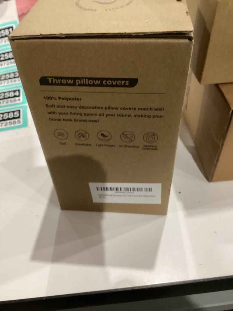 Condition photo showing New/Like New for SOCHOW Decorative Throw Pillow Covers 20x20 Inches Set of 2, Soft Cow Print Flannel Fleece Pillowcase Square Cushion Covers for Sofa Couch Bed, Black/White 20" x 20" (Pack of 2) Black/White