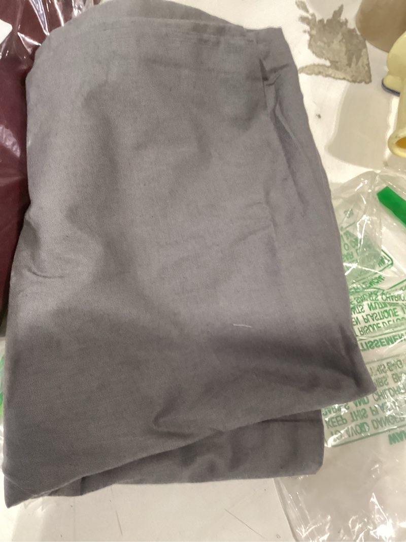 Condition photo showing Good Condition for similar productnestl pillow cases set of 2 â€“ soft pillow cover â€“ lightweight pillowcases queen size set of 2 â€“ microfiber pillow case 20x30 inches, envelope closure - grey pillowcase