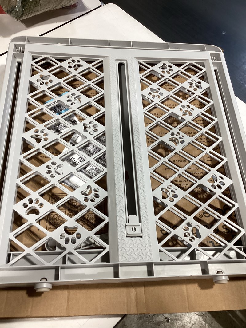 Condition photo showing Good Condition for mypet north states paws portable pet gate: 26-40" wide. pressure mount. no tools needed. made in usa. dog gate 23" tall, expandable, durable dog gates for doorways, light gray