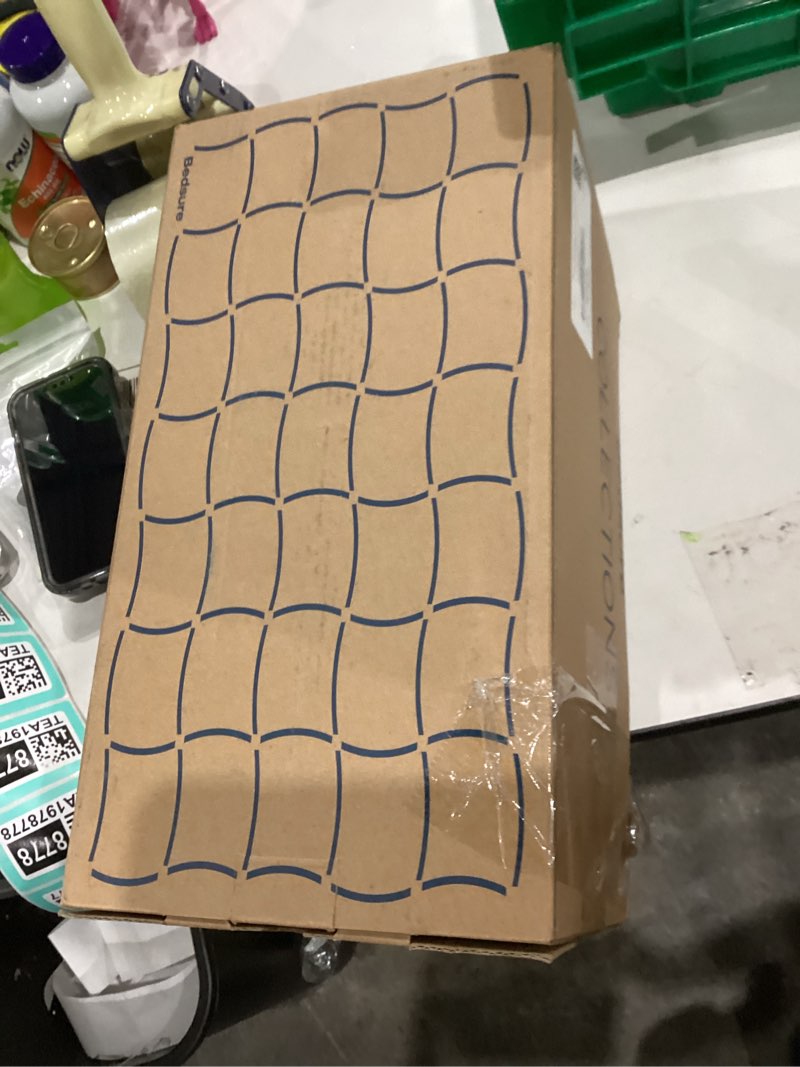 Condition photo showing New/Like New for Bedsure GentleSoft Fluffy Sherpa Fleece Faux Fur Blankets Queen Size for Bed, Bedroom Decor Winter Bedding Thick Warm Full Queen Blankets, Fuzzy Plush Soft Heavy Mink Cozy Gifts, Tie Dye Grey, 90x90 01- Tie Dye Grey Queen (90" x 90")