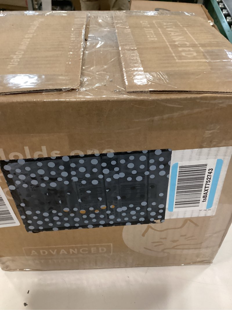 Condition photo showing New/Like New for fresh step clean paws advanced multi cat clumping litter with febreze freshness, 18.5 lb each, pack of 2 (package may vary) scented litter with the power of febreze™