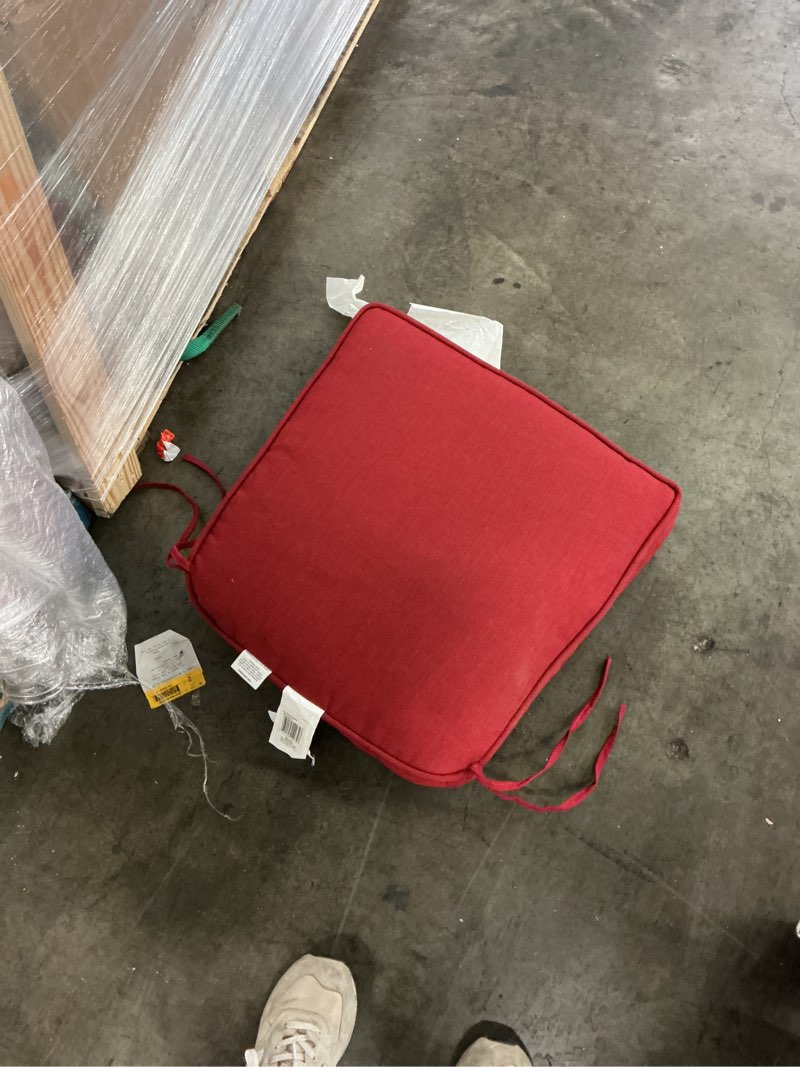Condition photo showing New/Like New for square shaped chair cushions with ties, 15.75 x 15.75 inch square seat cushion for kitchen dining chairs, soft indoor chair pads for home office restaurant, 1pc