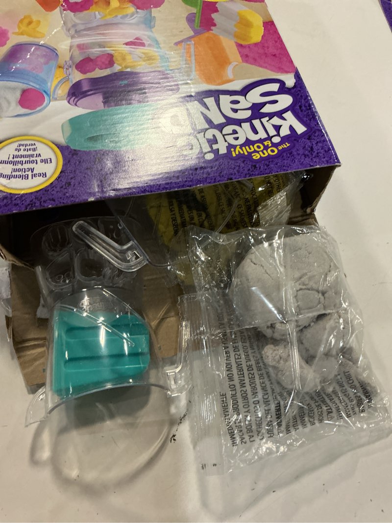 Condition photo showing Good Condition for kinetic sand smoothie mixer playset, moldable sand sensory toys, ages 5+ | mix & make pretend smoothies with 14oz sand, cup & popsicle molds, creative open-ended play, birthday gifts for kids